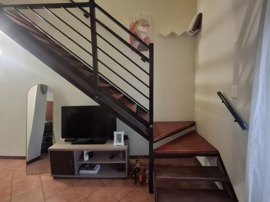 2 Bedroom Property for Sale in Montana Tuine Gauteng