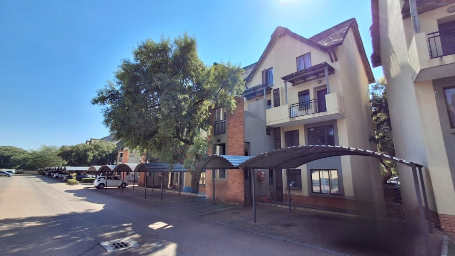 2 Bedroom Property for Sale in Montana Tuine Gauteng