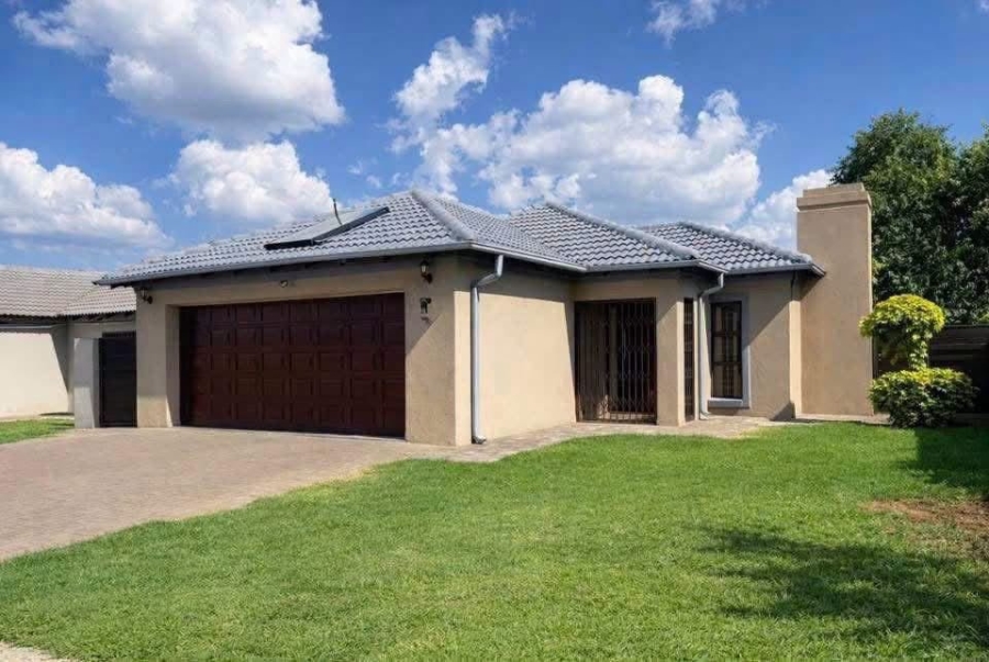 3 Bedroom Property for Sale in Theresa Park Gauteng