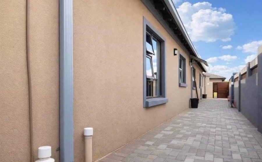 3 Bedroom Property for Sale in Theresa Park Gauteng