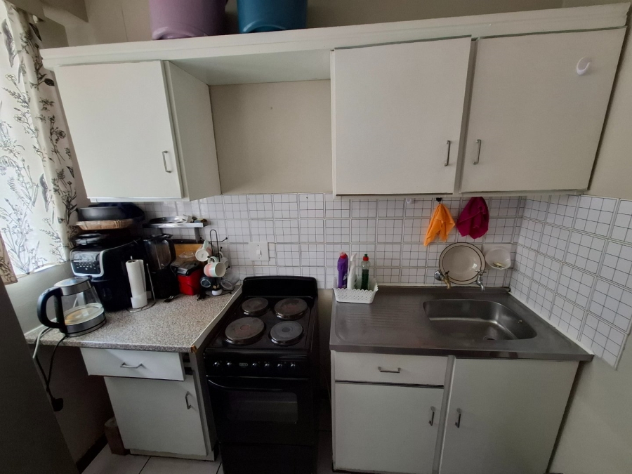 To Let 1 Bedroom Property for Rent in Arcadia Gauteng