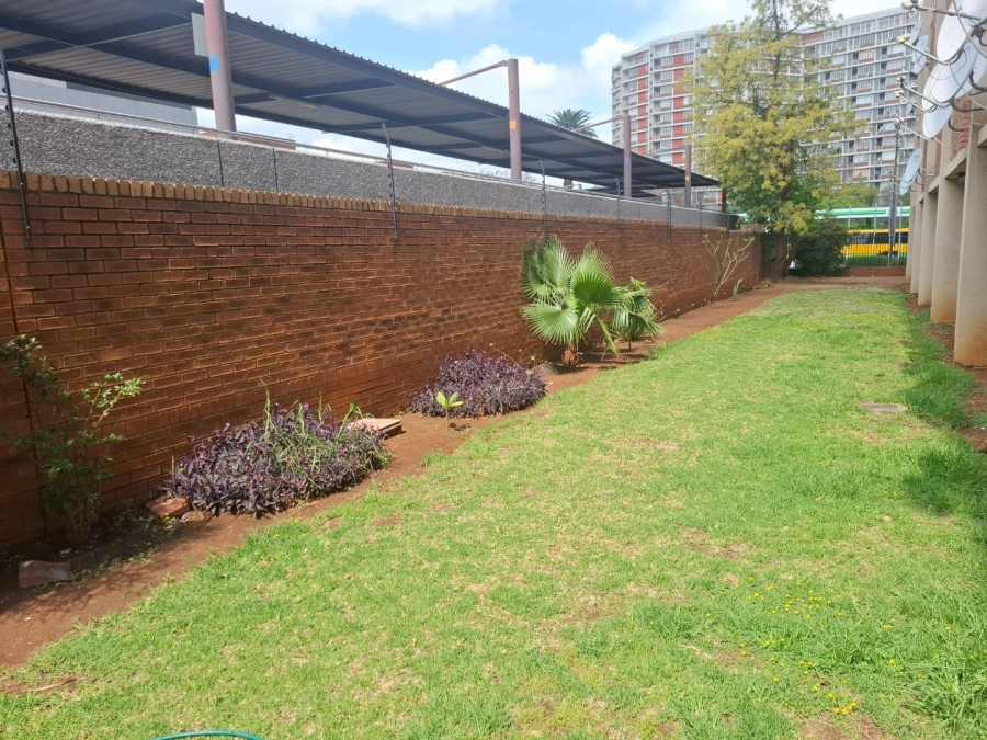 To Let 1 Bedroom Property for Rent in Arcadia Gauteng