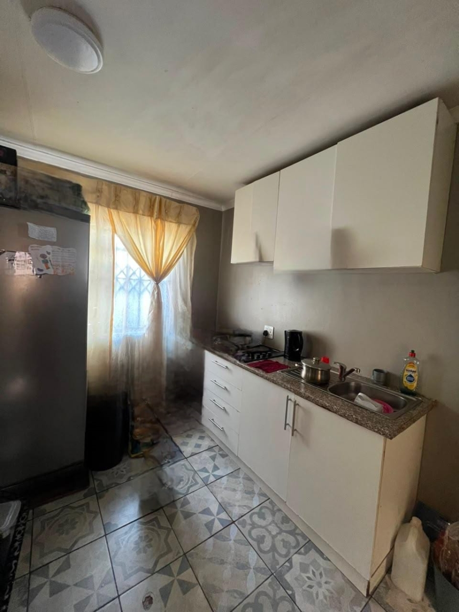  Bedroom Property for Sale in Birch Acres Gauteng