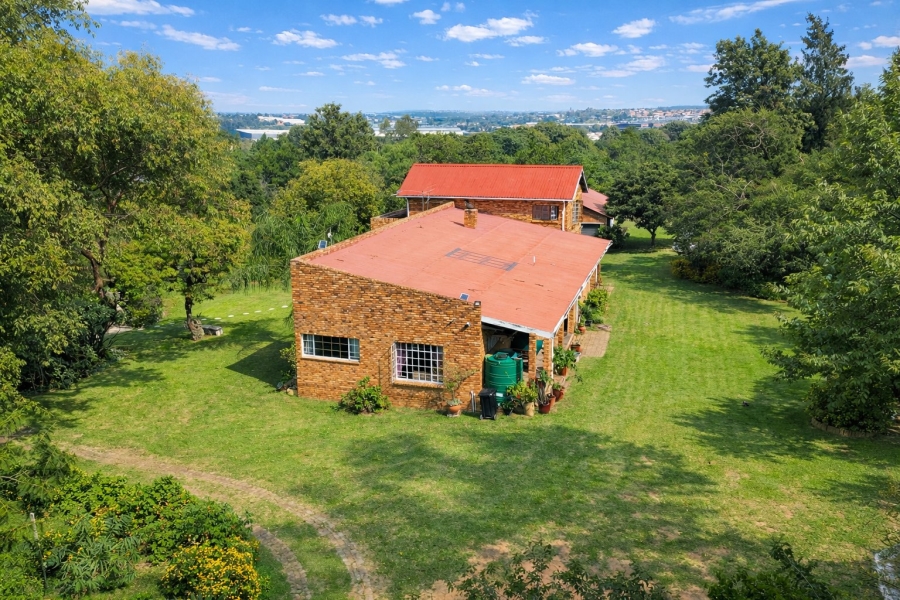 To Let 3 Bedroom Property for Rent in Farmall A H Gauteng