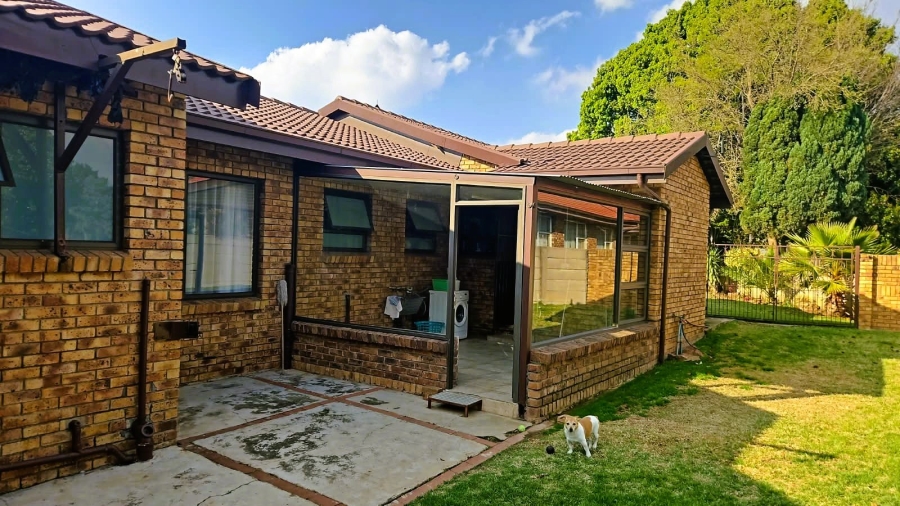  Bedroom Property for Sale in Ferryvale Gauteng