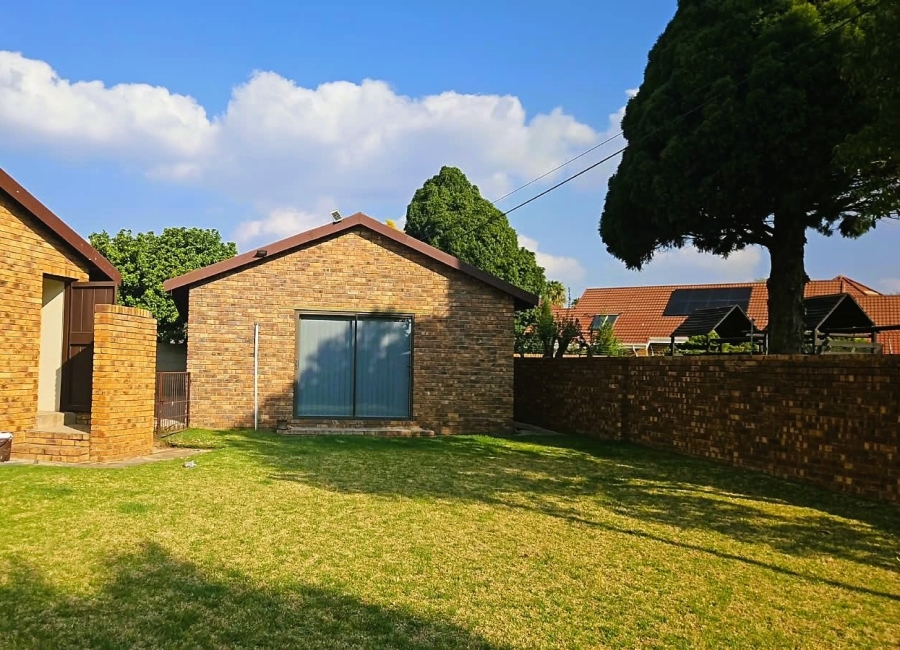  Bedroom Property for Sale in Ferryvale Gauteng