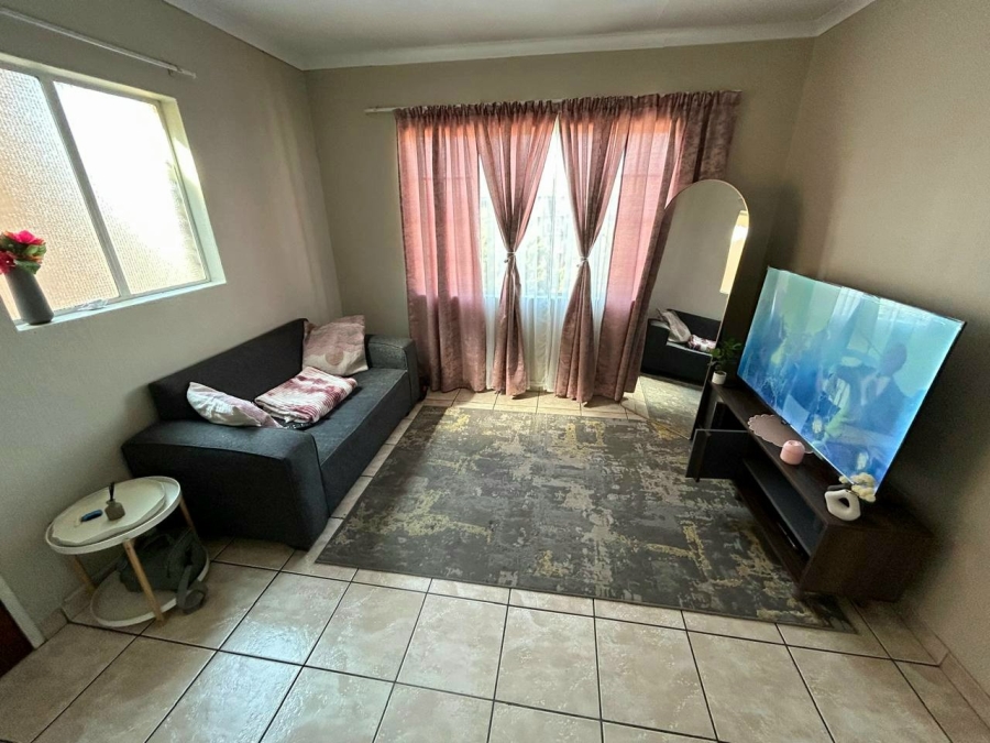 To Let 1 Bedroom Property for Rent in Wonderboom South Gauteng