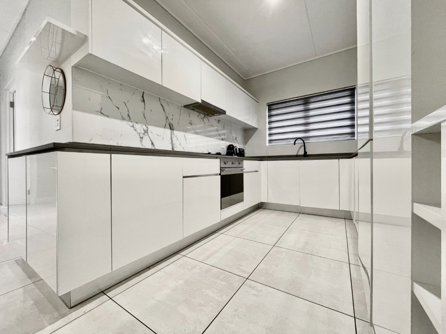 3 Bedroom Property for Sale in The Polofields Gauteng