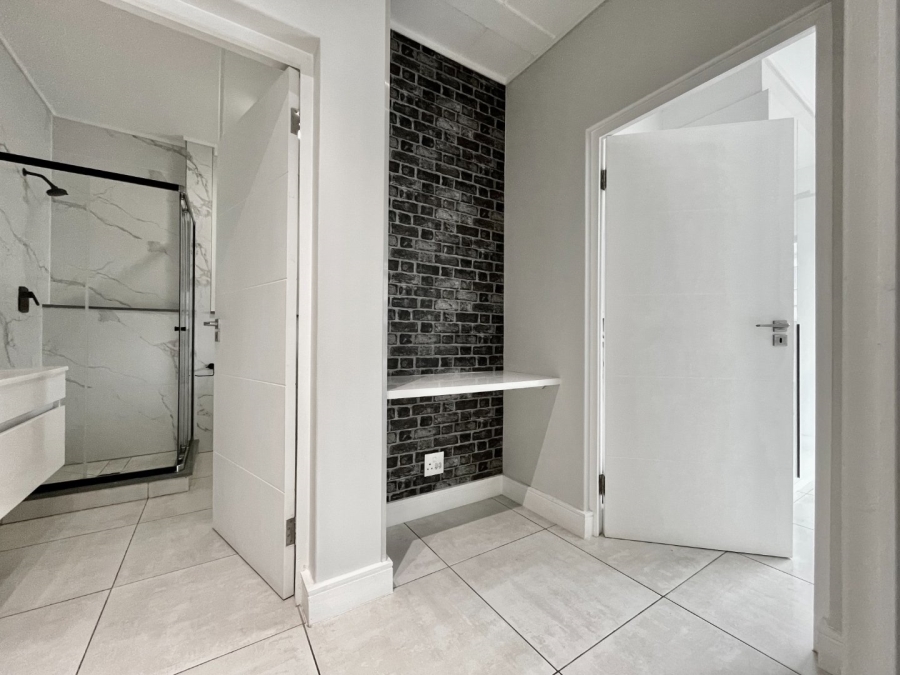 3 Bedroom Property for Sale in The Polofields Gauteng