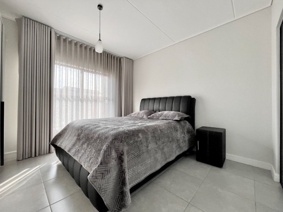 To Let 3 Bedroom Property for Rent in Waterfall Gauteng