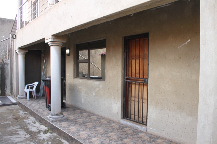 1 Bedroom Property for Sale in Zondi Gauteng