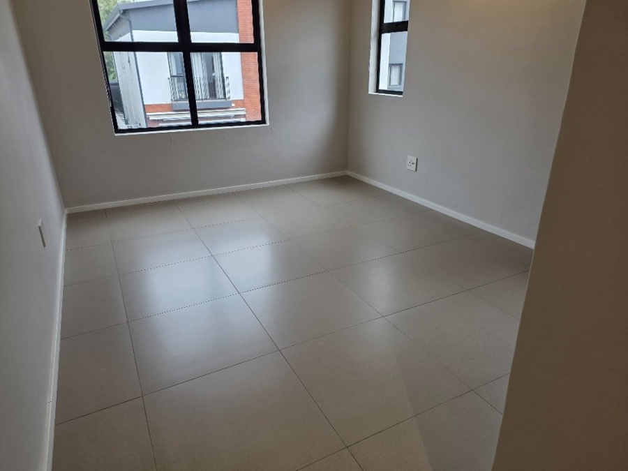To Let 3 Bedroom Property for Rent in Bryanston Gauteng