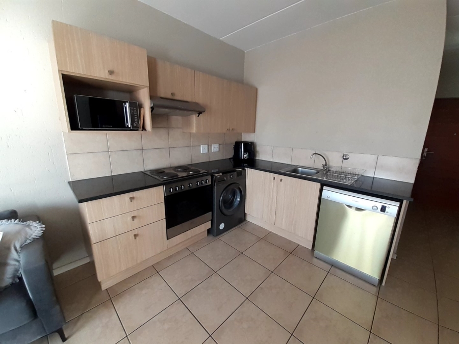 To Let 2 Bedroom Property for Rent in Ferndale Gauteng