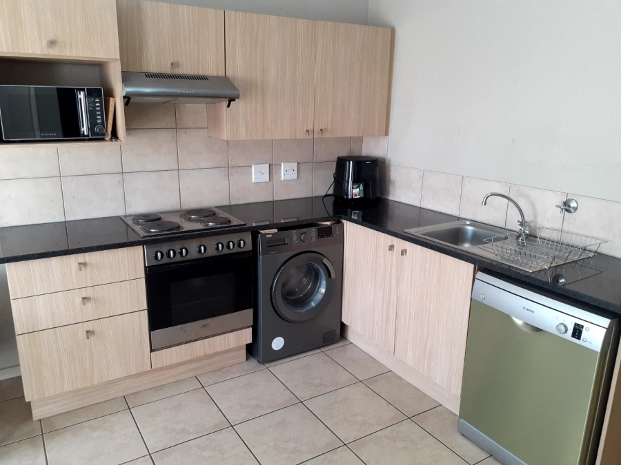 To Let 2 Bedroom Property for Rent in Ferndale Gauteng
