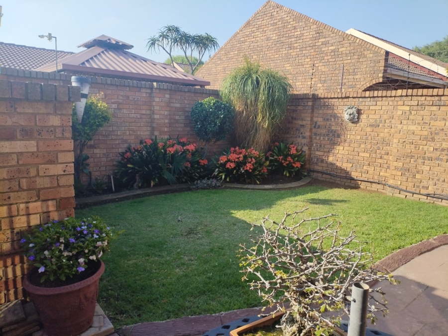 3 Bedroom Property for Sale in Dal Fouche Gauteng