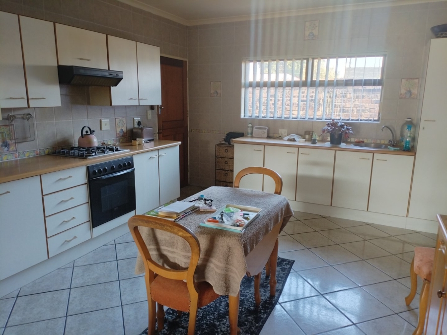 3 Bedroom Property for Sale in Dal Fouche Gauteng