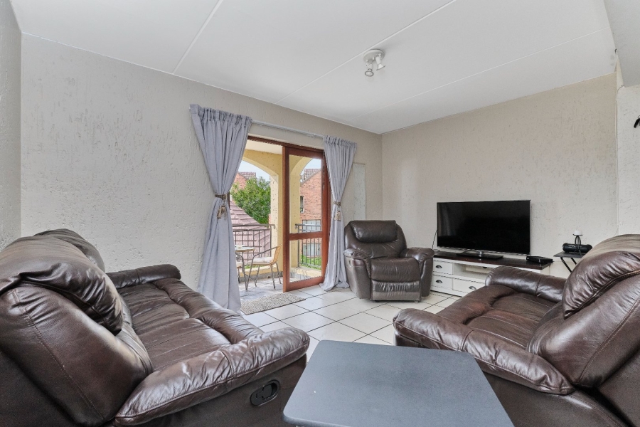 To Let 2 Bedroom Property for Rent in Randpark Ridge Gauteng