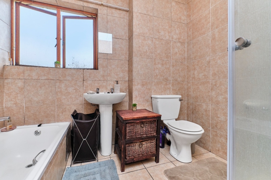 To Let 2 Bedroom Property for Rent in Randpark Ridge Gauteng