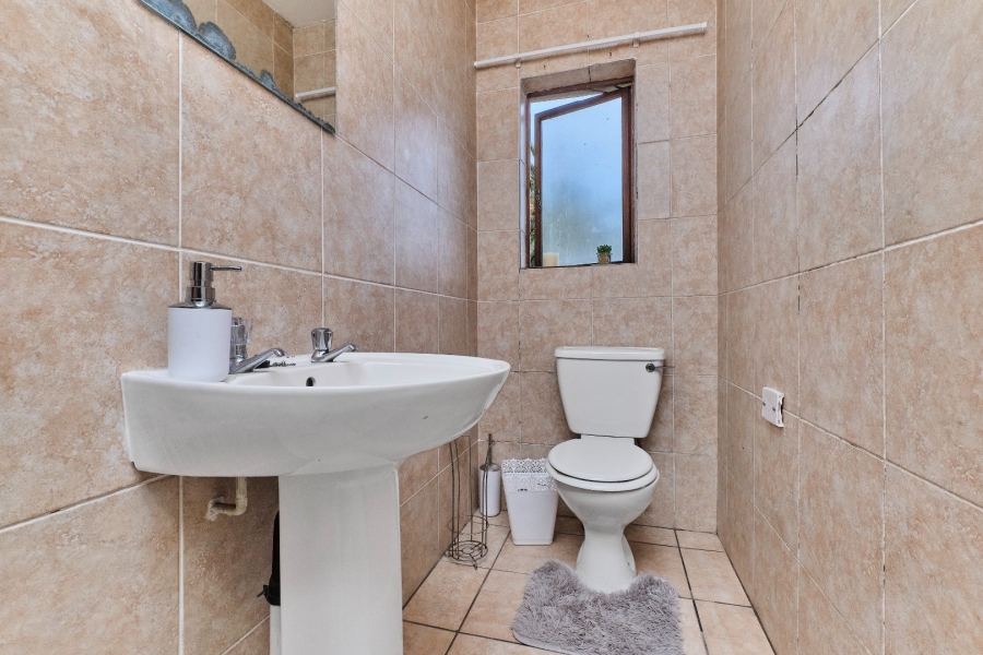 To Let 2 Bedroom Property for Rent in Randpark Ridge Gauteng