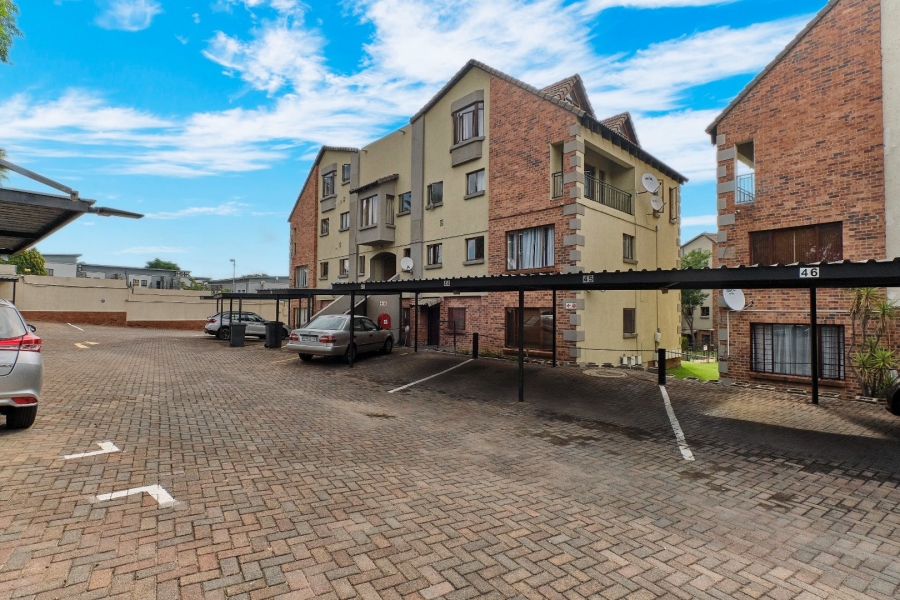 To Let 2 Bedroom Property for Rent in Randpark Ridge Gauteng