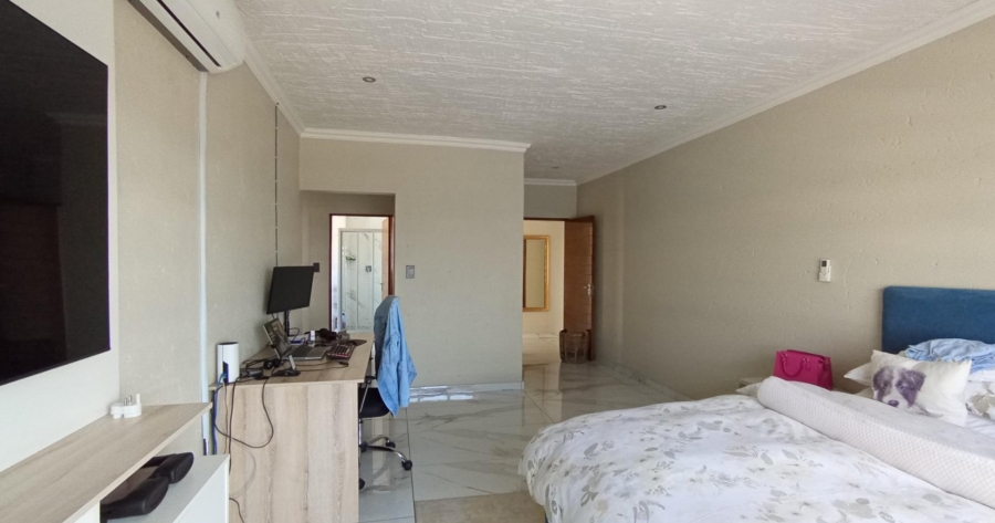 4 Bedroom Property for Sale in Halfway House Gauteng