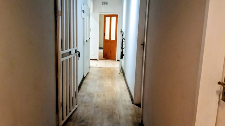 To Let 5 Bedroom Property for Rent in Reydal Gauteng