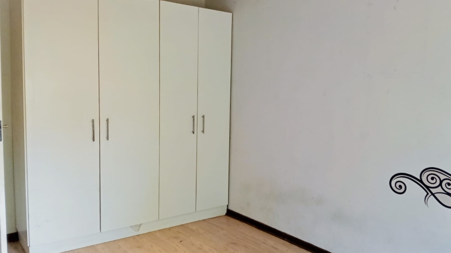 To Let 5 Bedroom Property for Rent in Reydal Gauteng