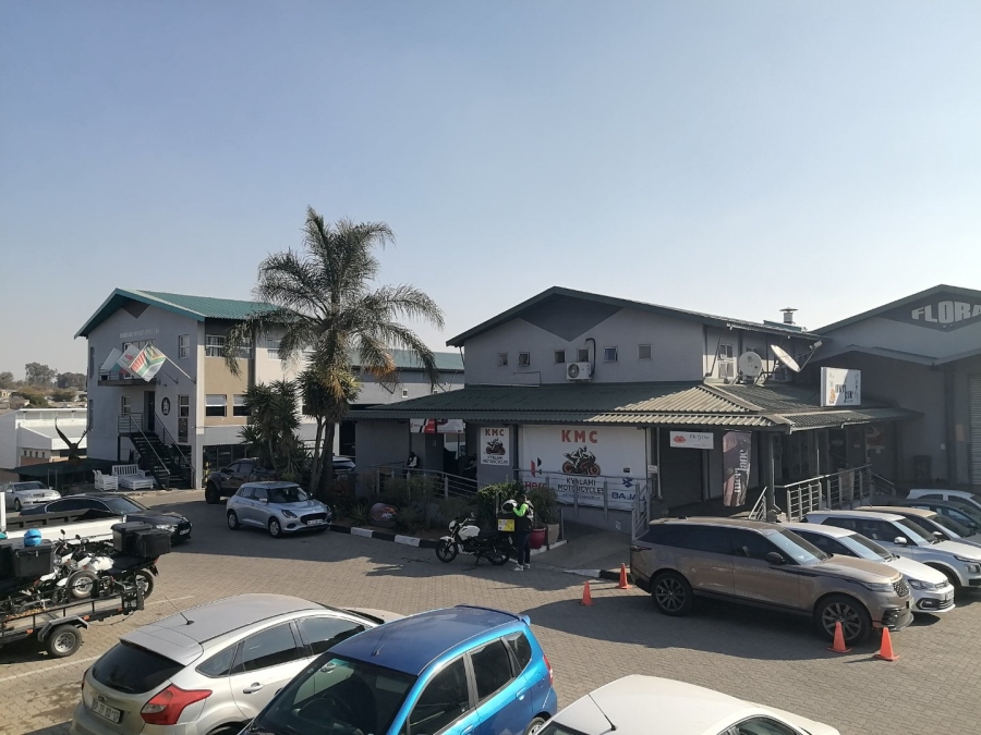 To Let Commercial Property for Rent in Barbeque Downs Gauteng