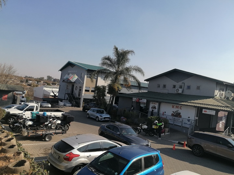 To Let Commercial Property for Rent in Barbeque Downs Gauteng