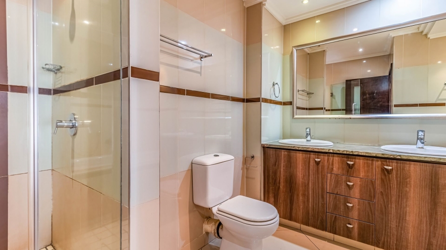 2 Bedroom Property for Sale in Bedford Gardens Gauteng