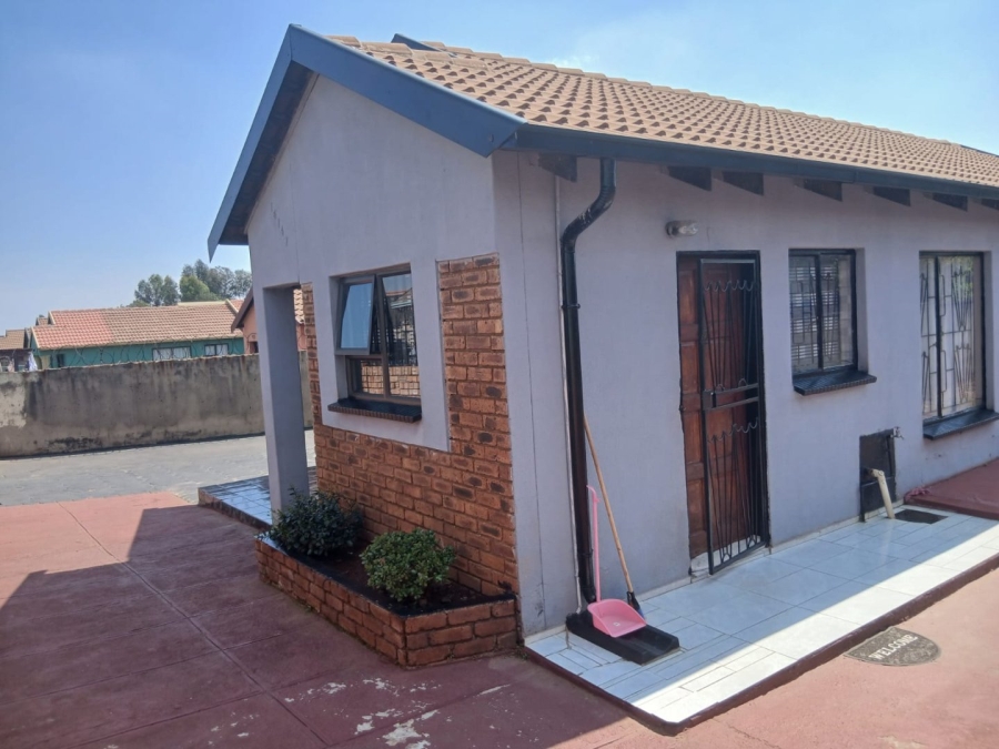 3 Bedroom Property for Sale in Vosloorus Ext 16 Gauteng