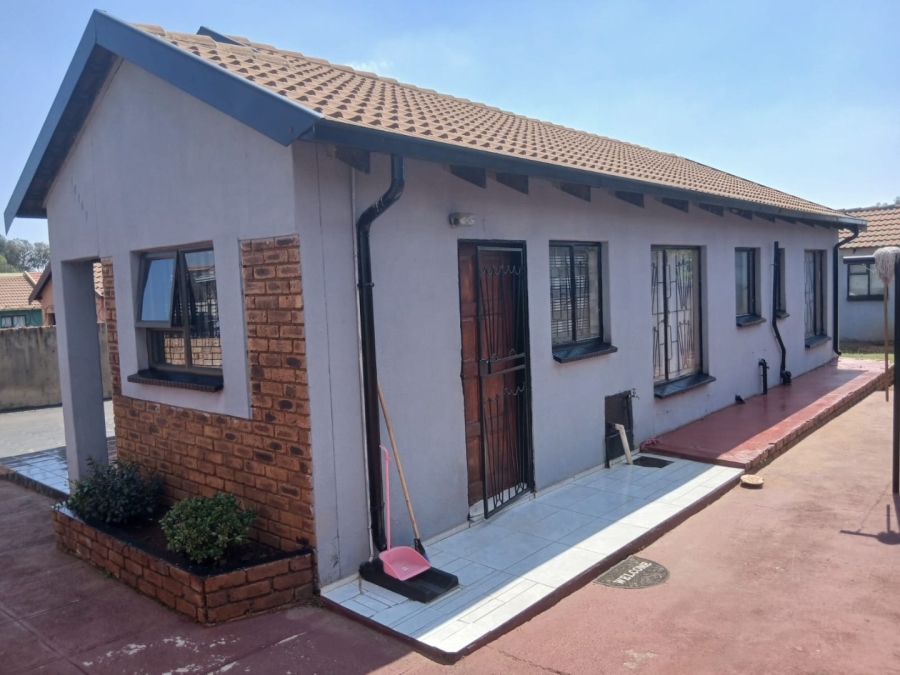 3 Bedroom Property for Sale in Vosloorus Ext 16 Gauteng