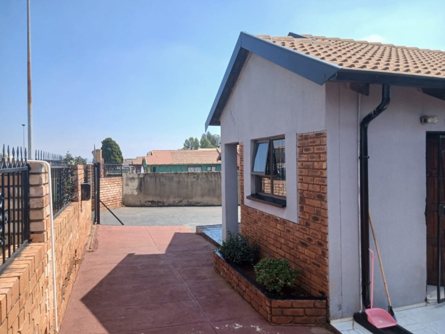 3 Bedroom Property for Sale in Vosloorus Ext 16 Gauteng