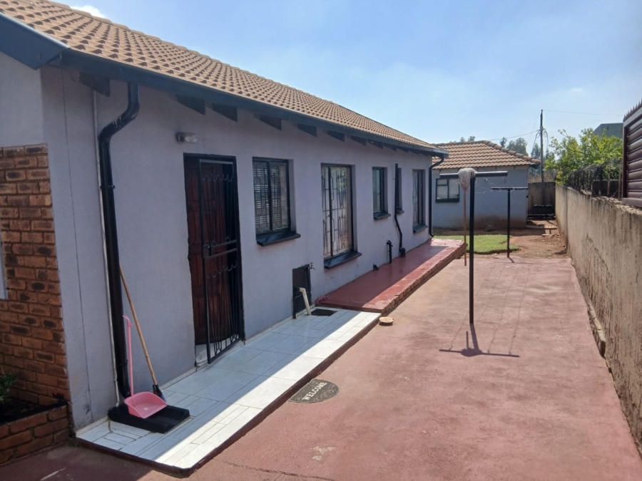 3 Bedroom Property for Sale in Vosloorus Ext 16 Gauteng