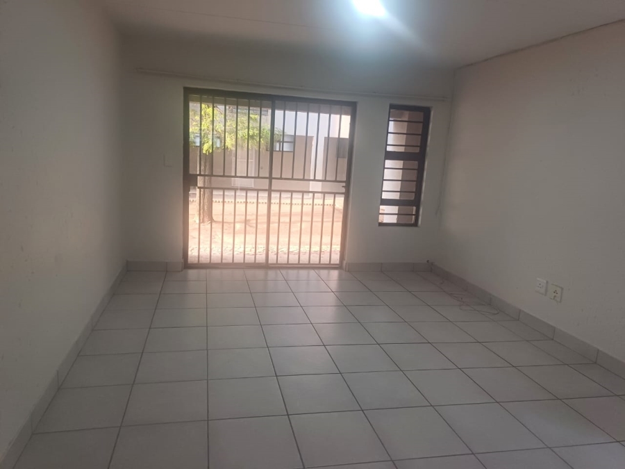 2 Bedroom Property for Sale in Eveleigh Gauteng