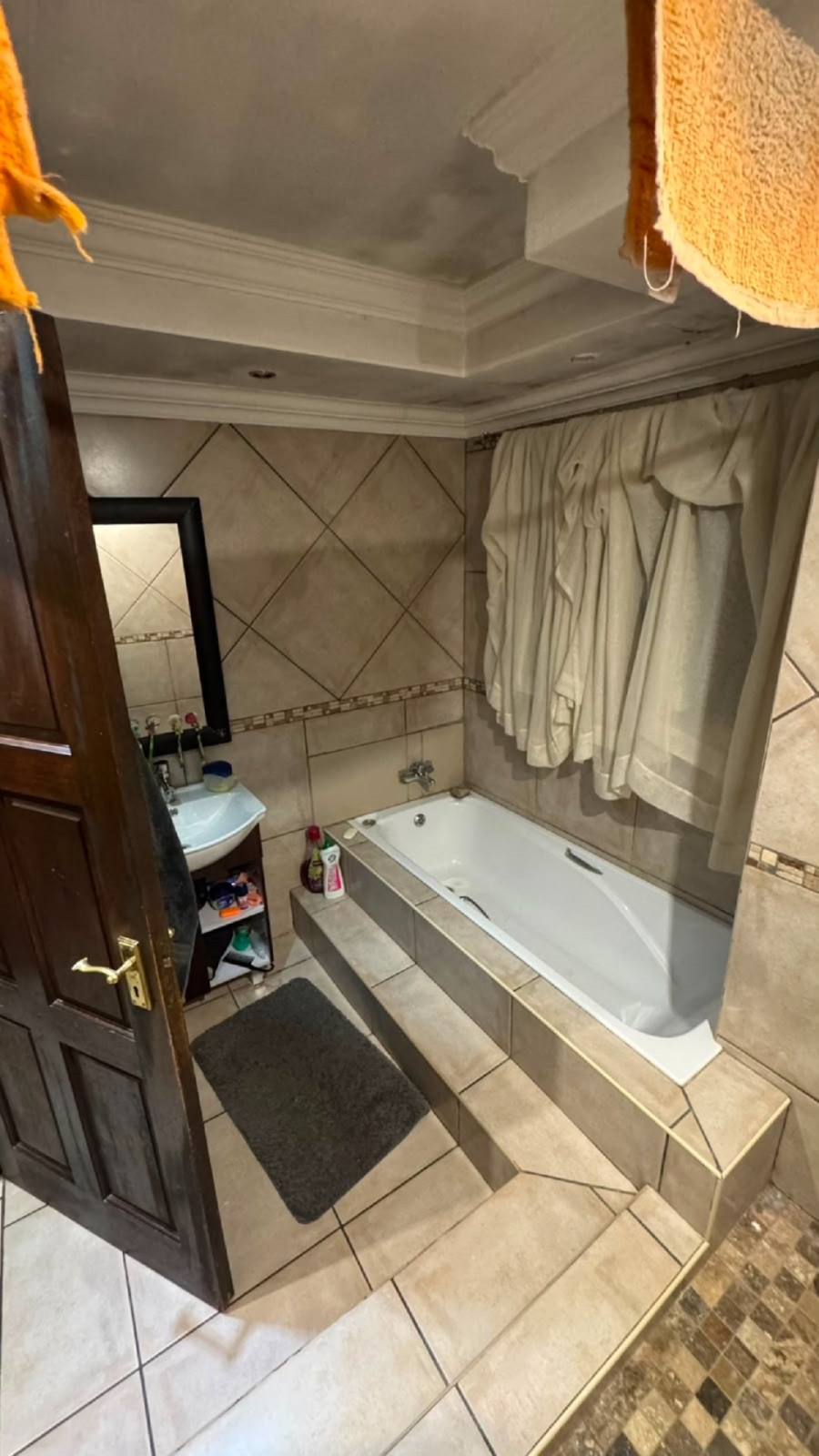 3 Bedroom Property for Sale in Crystal Park Gauteng
