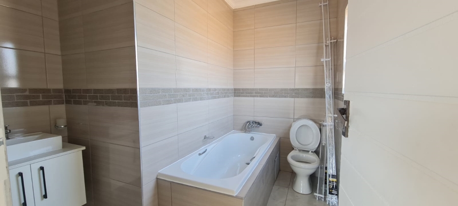 3 Bedroom Property for Sale in The Orchards Gauteng