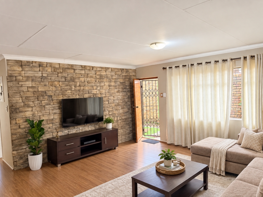 2 Bedroom Property for Sale in Kempton Park Ext 5 Gauteng