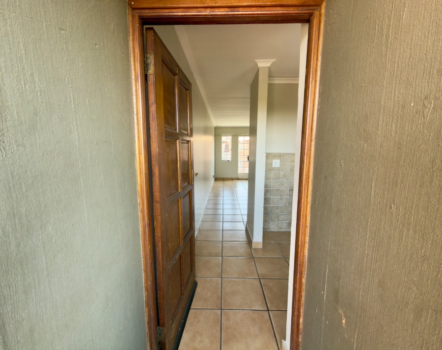 2 Bedroom Property for Sale in Germiston South Gauteng