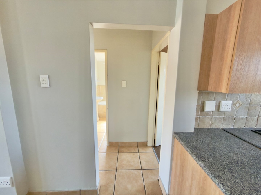 2 Bedroom Property for Sale in Germiston South Gauteng