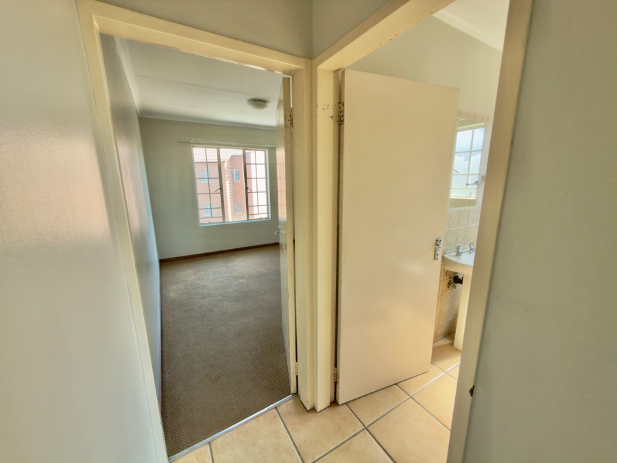 2 Bedroom Property for Sale in Germiston South Gauteng