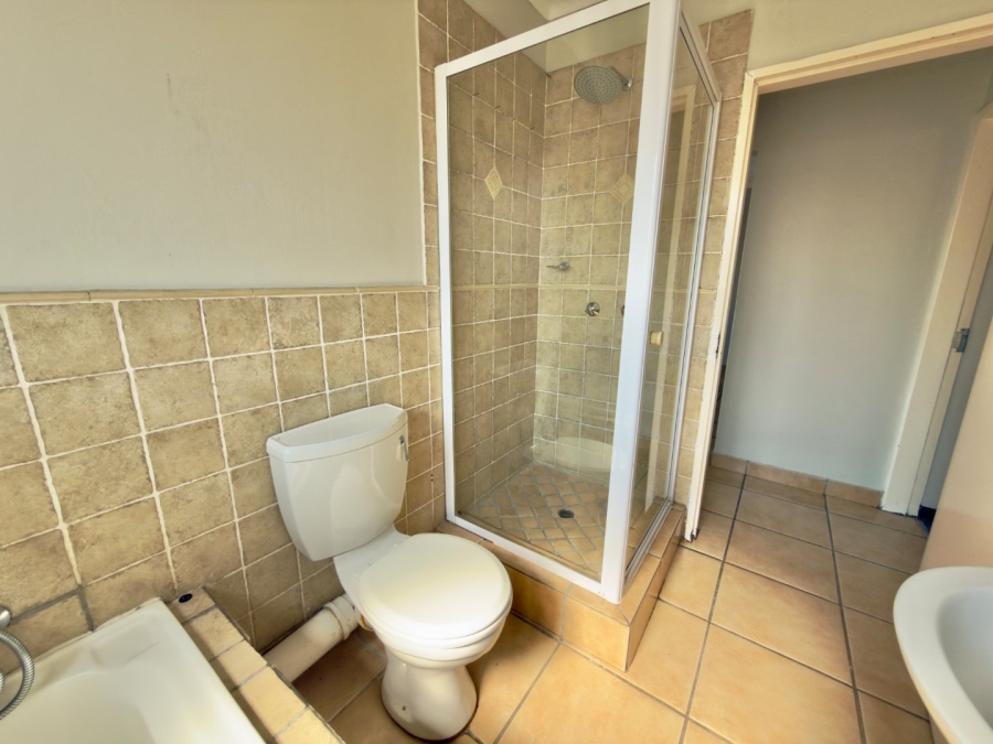 2 Bedroom Property for Sale in Germiston South Gauteng