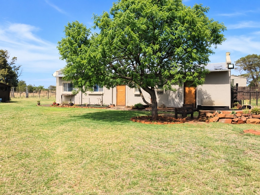 To Let 2 Bedroom Property for Rent in Bashewa A H Gauteng