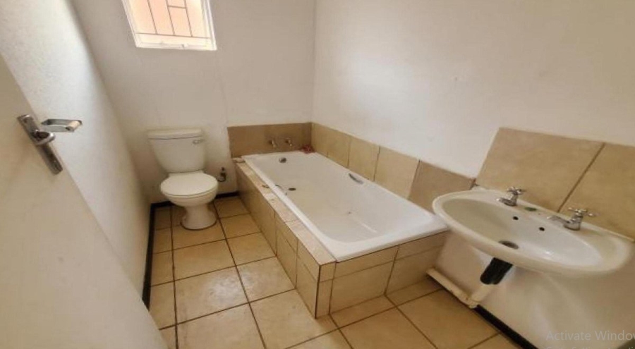 3 Bedroom Property for Sale in Savanna City Gauteng