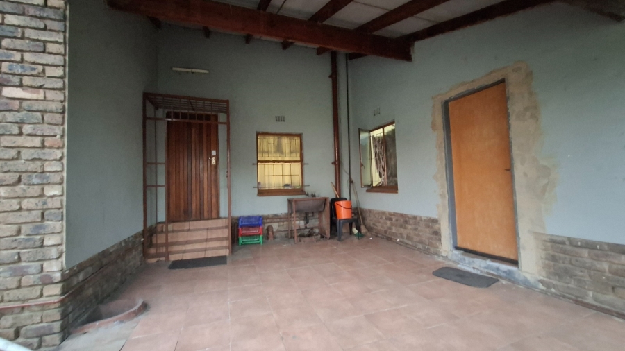 4 Bedroom Property for Sale in Lombardy West Gauteng