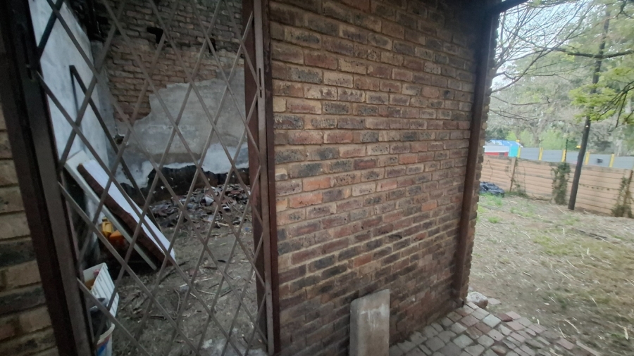 4 Bedroom Property for Sale in Lombardy West Gauteng