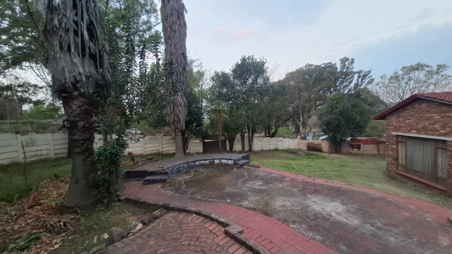4 Bedroom Property for Sale in Lombardy West Gauteng