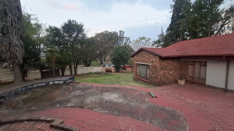 4 Bedroom Property for Sale in Lombardy West Gauteng