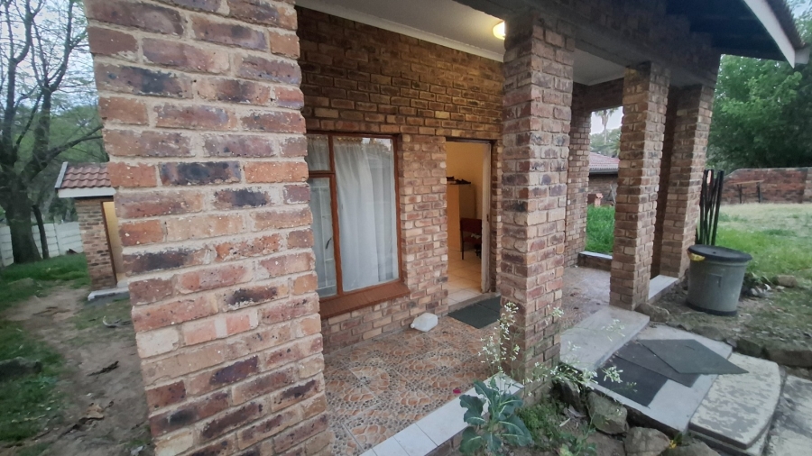 4 Bedroom Property for Sale in Lombardy West Gauteng