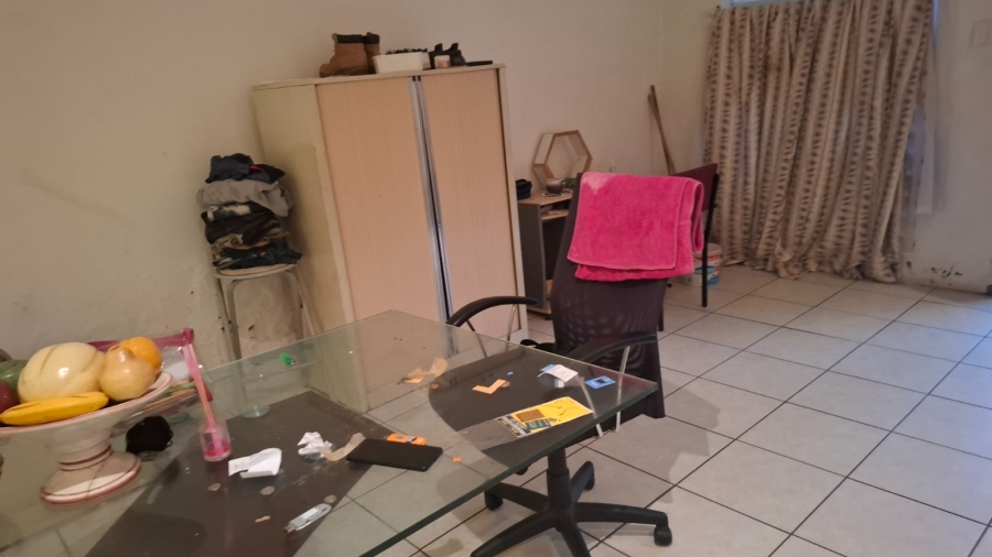 4 Bedroom Property for Sale in Lombardy West Gauteng